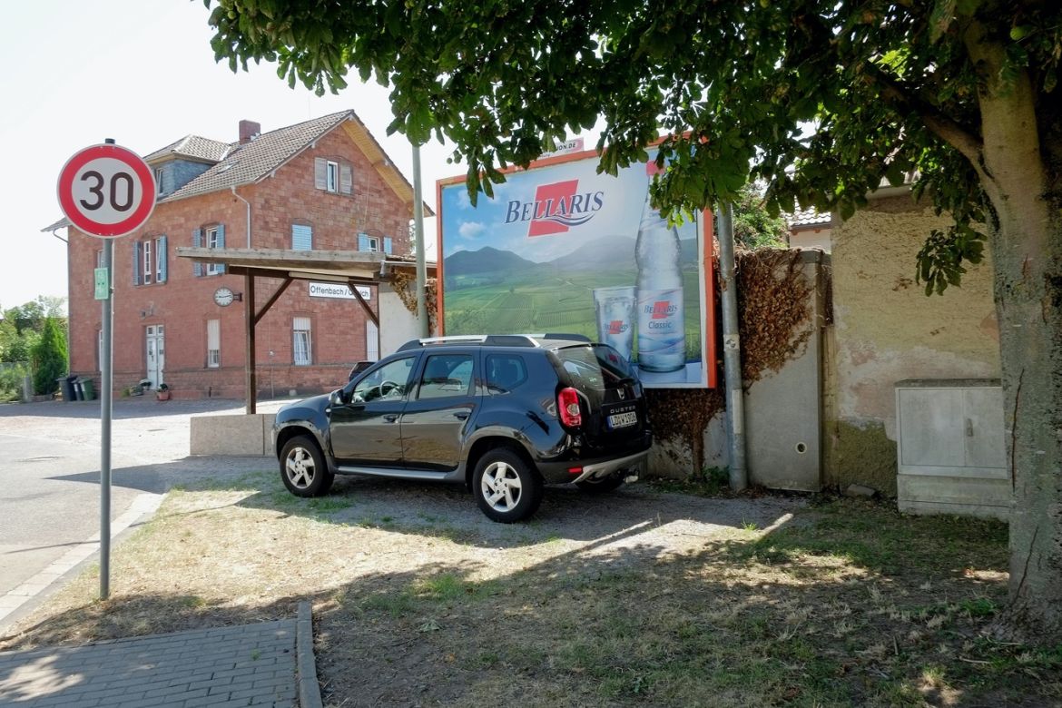 003 Offenbach an der Queich
