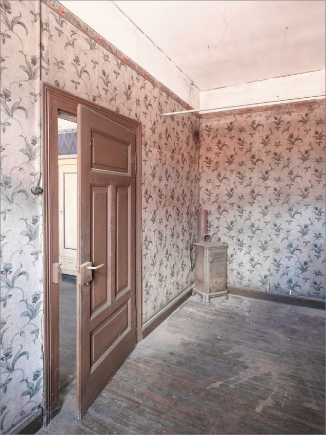 12 Nebenzimmer