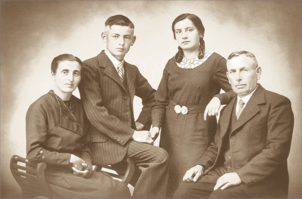 15 Nikolaus und Josefine Brehm mit ihren Eltern, Jahr und Fotograf der Originalaufnahme sind mir nicht bekannt